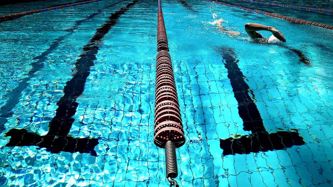 piscina pixabay
