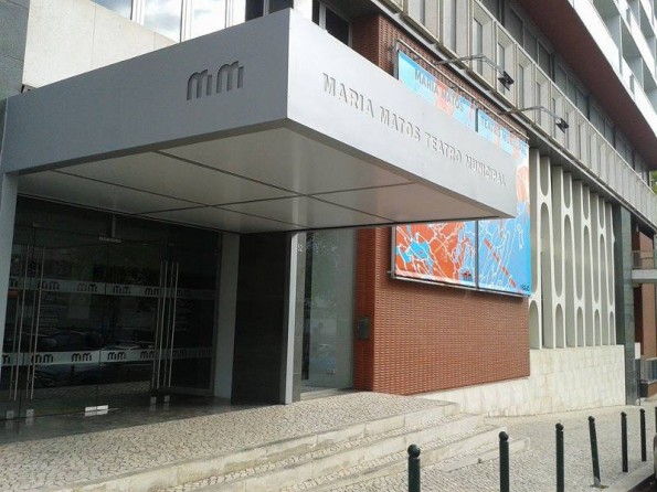 Teatro-Municipal-Maria-Matos-595x446